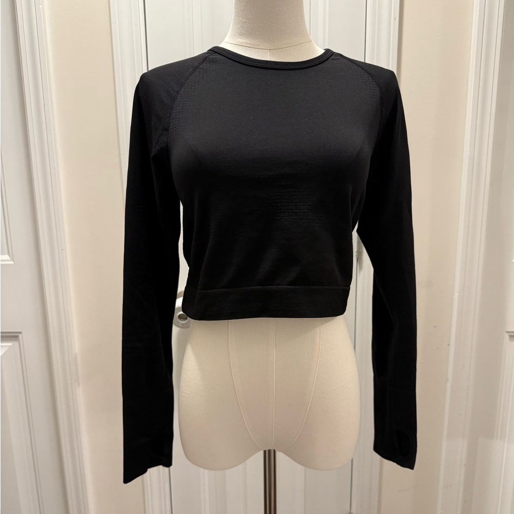 PINK Victoria's Secret Black Long Sleeve Crop Top